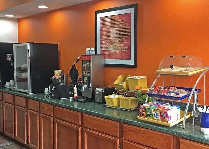 Baymont By Wyndham St. Louis Area Hotel O'Fallon