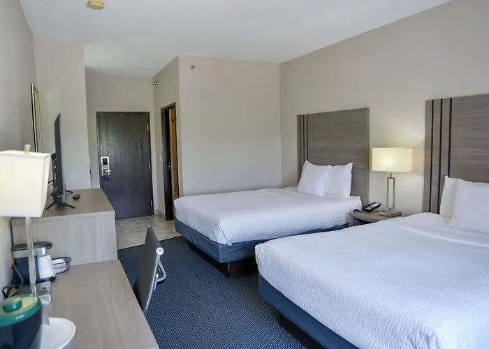 Baymont By Wyndham St. Louis Area Hotel