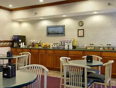 Hotel Baymont By Wyndham St. Louis Area O'Fallon