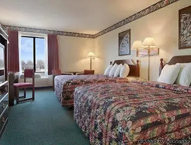 Hotel Baymont By Wyndham St. Louis Area O'Fallon
